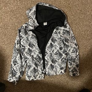 Victoria’s Secret Pink windbreaker style jacket. Size XS. Brand new, never worn